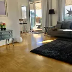 Gemütliches Zuhause im Dachgeschoss am Königsplatz